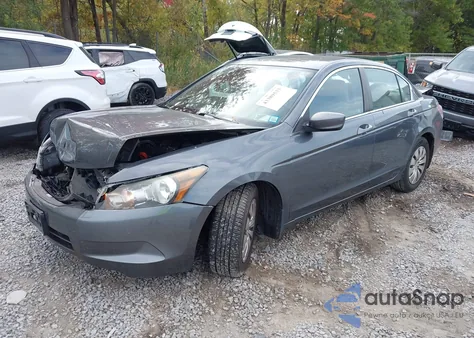 2010 Honda Accord 2.4 Lx z USA, uszkodzony, nr VIN 1HGCP2F36AA018702